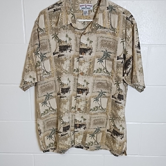 Island Beach Print Natural Colors Button Down Shirt Cocoanut Wood Buttons - Picture 12 of 13